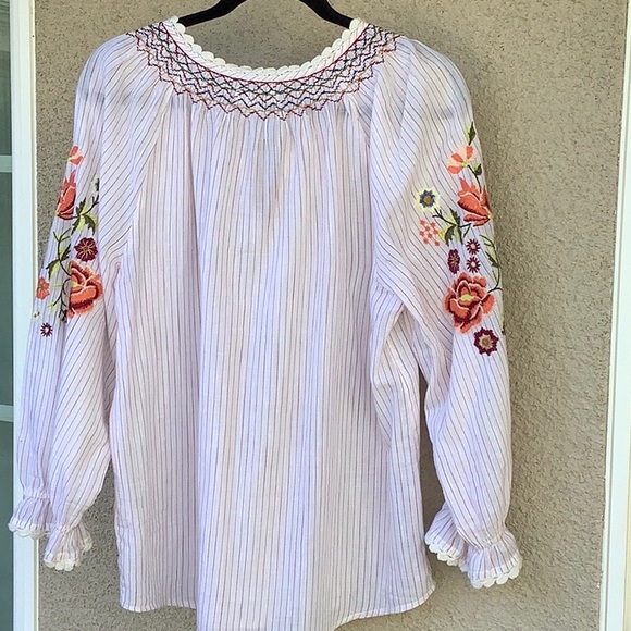 Velvet by Graham & Spencer Top - Picture 7 of 13